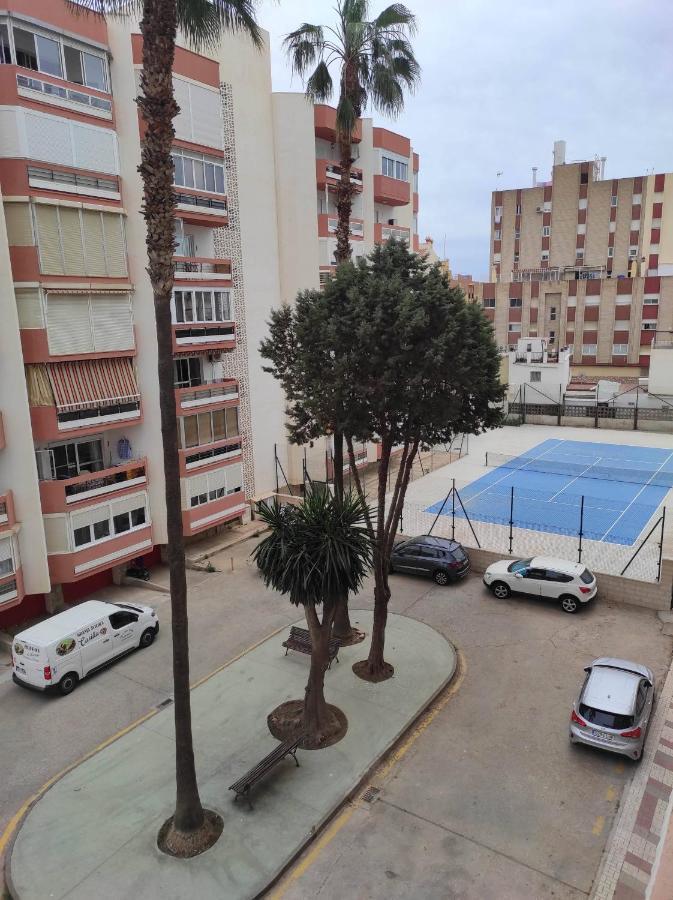 El Rincon De Pilar Al Lado Del Mar Apartment Torre Del Mar Bagian luar foto